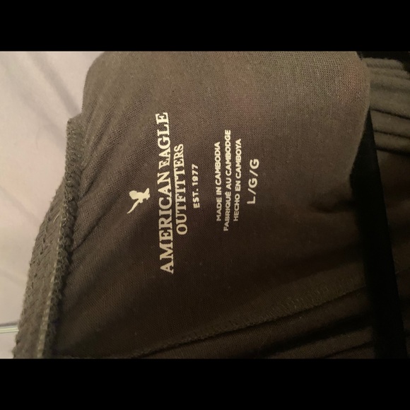 American Eagle off the shoulder blouse. - Picture 3 of 3